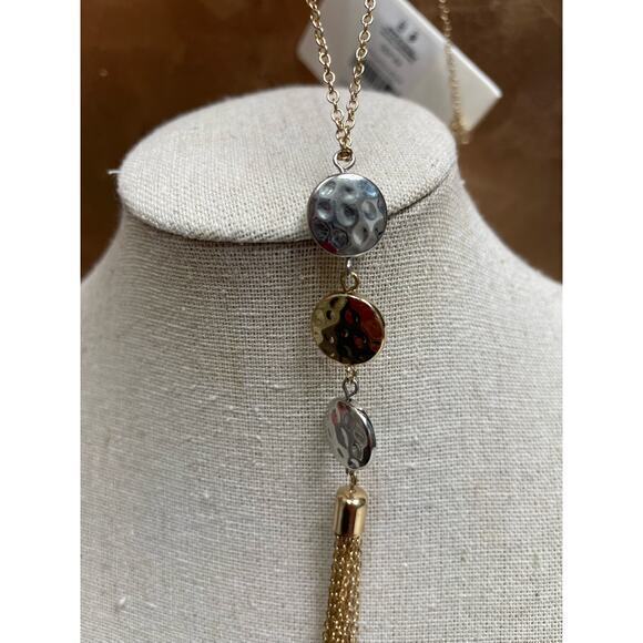 NWT Banana Republic Necklace, Two Tone, Gold & Silver Hammered Pendent w/ Tassel - Picture 5 of 9